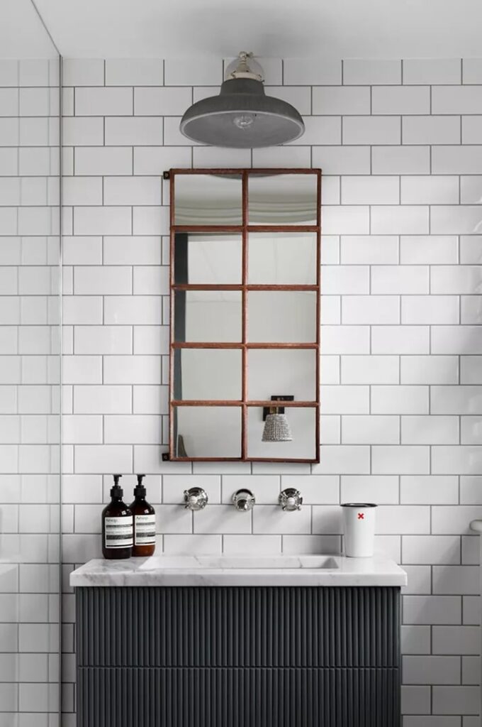 Opt for minimal colors for bathrooms
